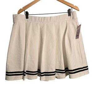 🆕️ NWT- Wild Fable White Pleated Tennis Skirt‎ Black Stripe Trim XXL
